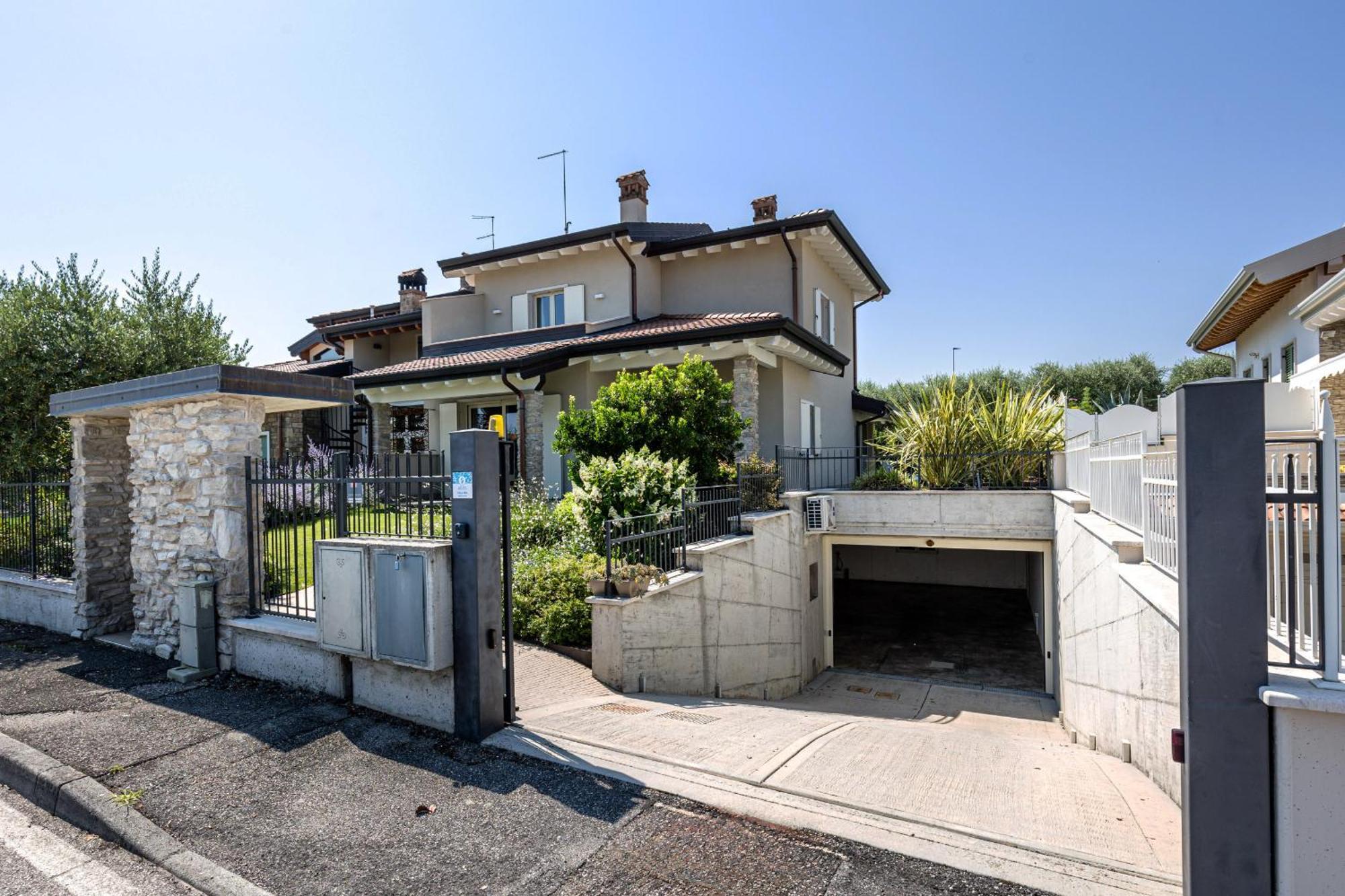 Villa Rita Peschiera del Garda Buitenkant foto