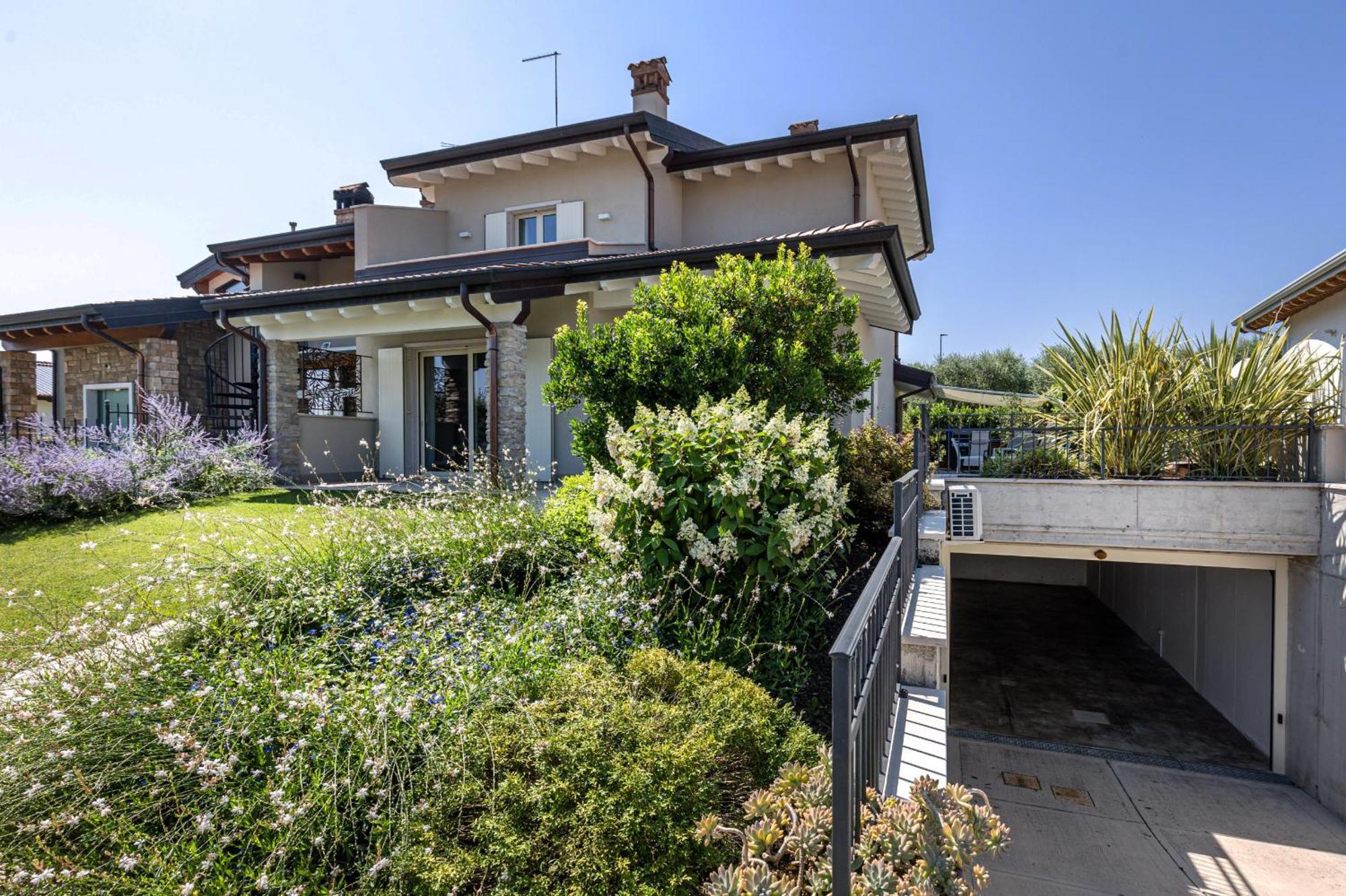 Villa Rita Peschiera del Garda Buitenkant foto