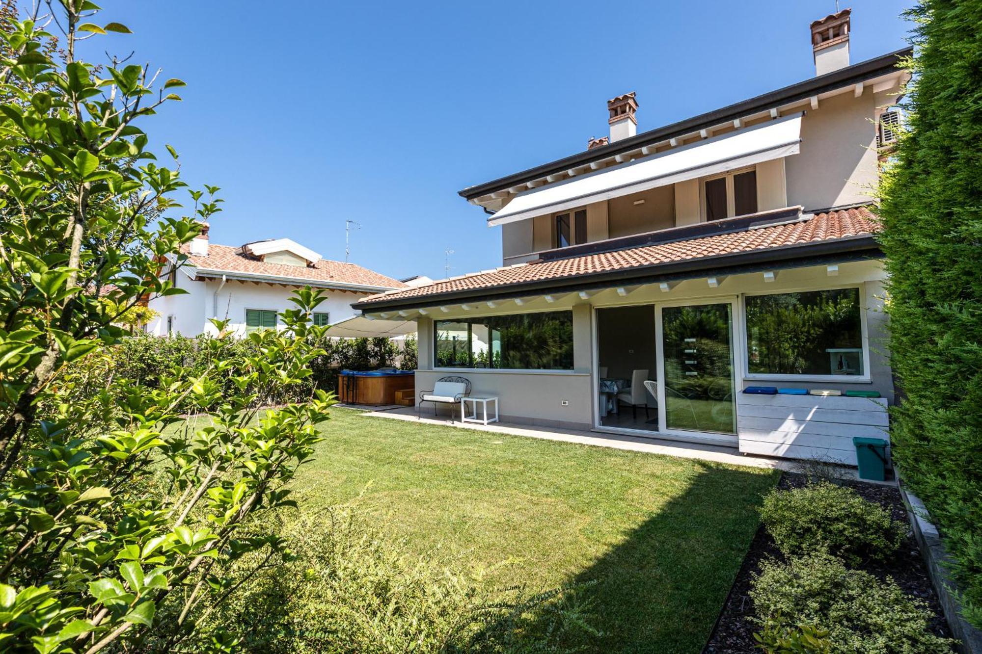 Villa Rita Peschiera del Garda Buitenkant foto